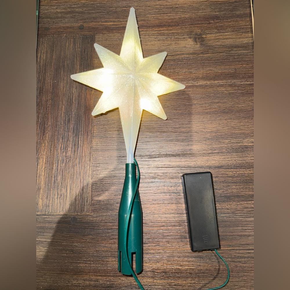 Illuminated Star Tree Topper battery operated